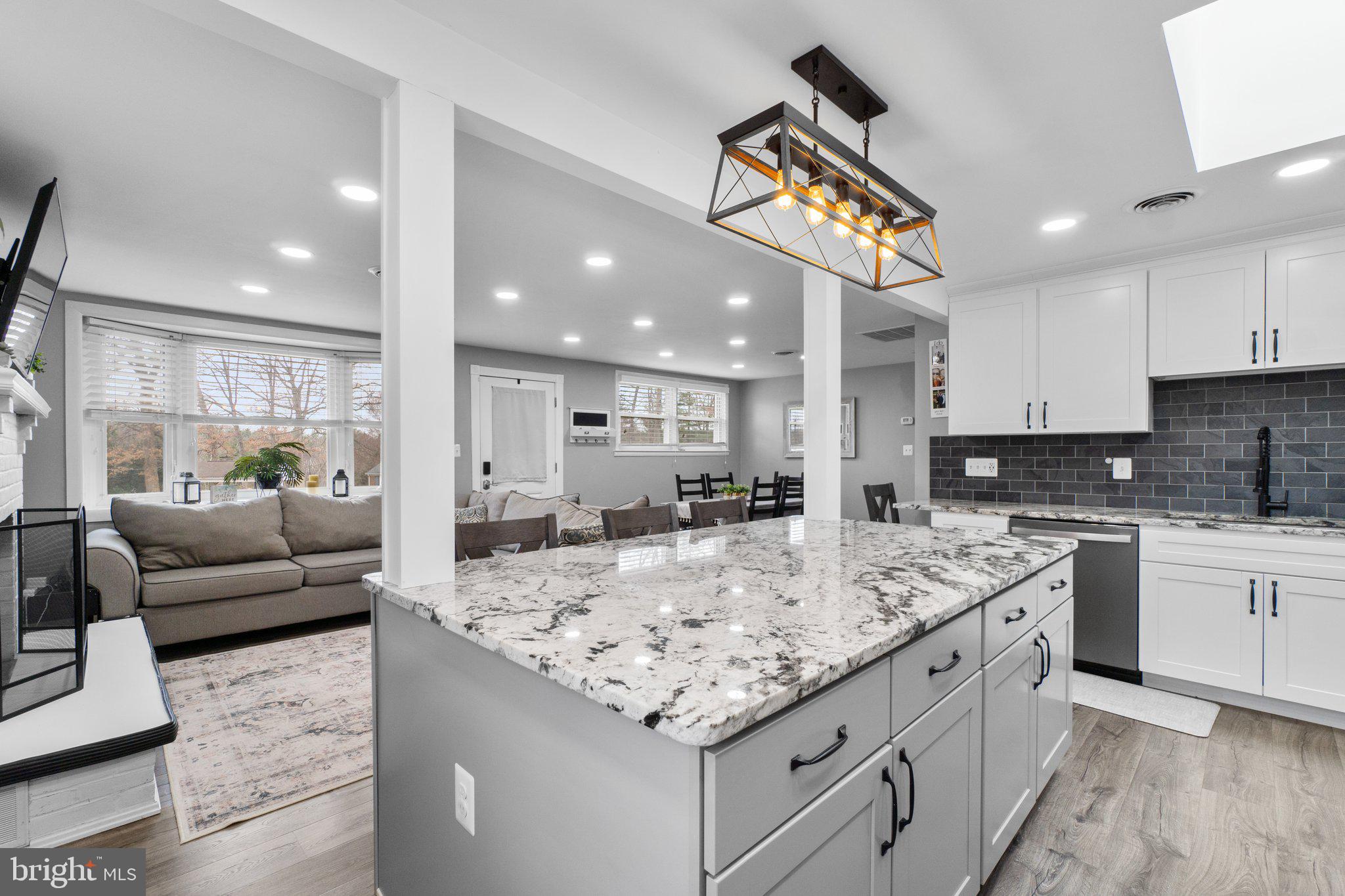 7733 Carter Road Sykesville, MD 21784 - Photo 3 of 9 Gallery Image 3