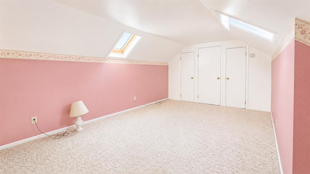 1006 Poe Street Vandergrift, PA 15690 - Photo 11 of 17