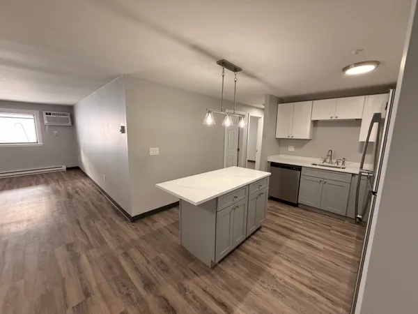 $1,868 | 95 Powers Street, Unit 94, Milford, NH 03055