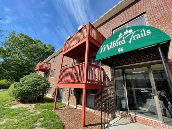 $1,868 | 95 Powers Street, Unit 94, Milford, NH 03055