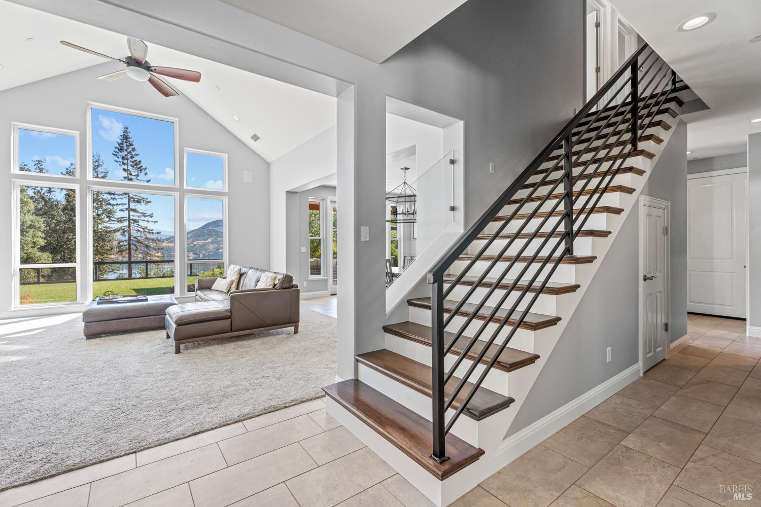 4561 Lake Ridge Road Ukiah, CA 95482 - Photo 28 of 52 a view of entryway and hall