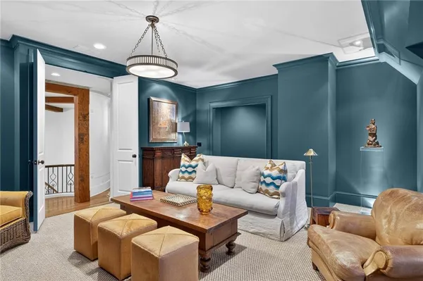 $6,000,000 | 660 West Conway Drive Northwest, Atlanta, GA 30327