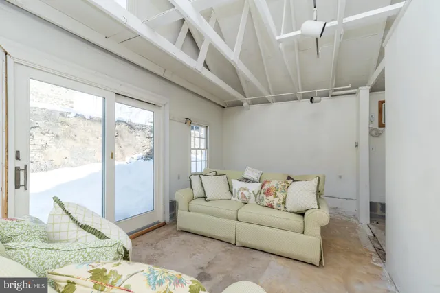 $5,500 | 481 West Skippack Pike, Blue Bell, PA 19422