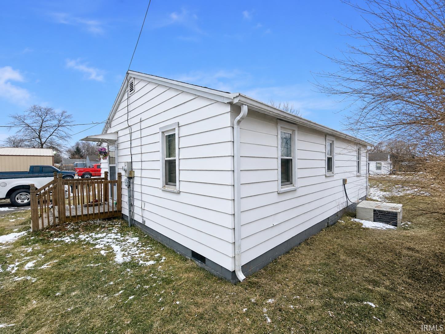 3114 West Devon Road Muncie, IN 47304 - Photo 8 of 44