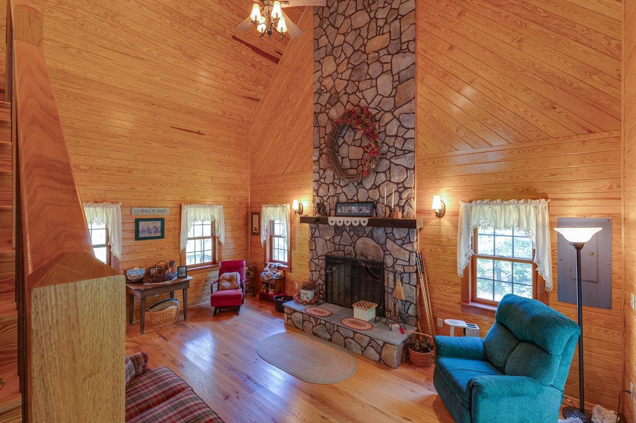539 Watertower Road Penn Laird, VA 22846 - Photo 4 of 53 Gallery Image 4
