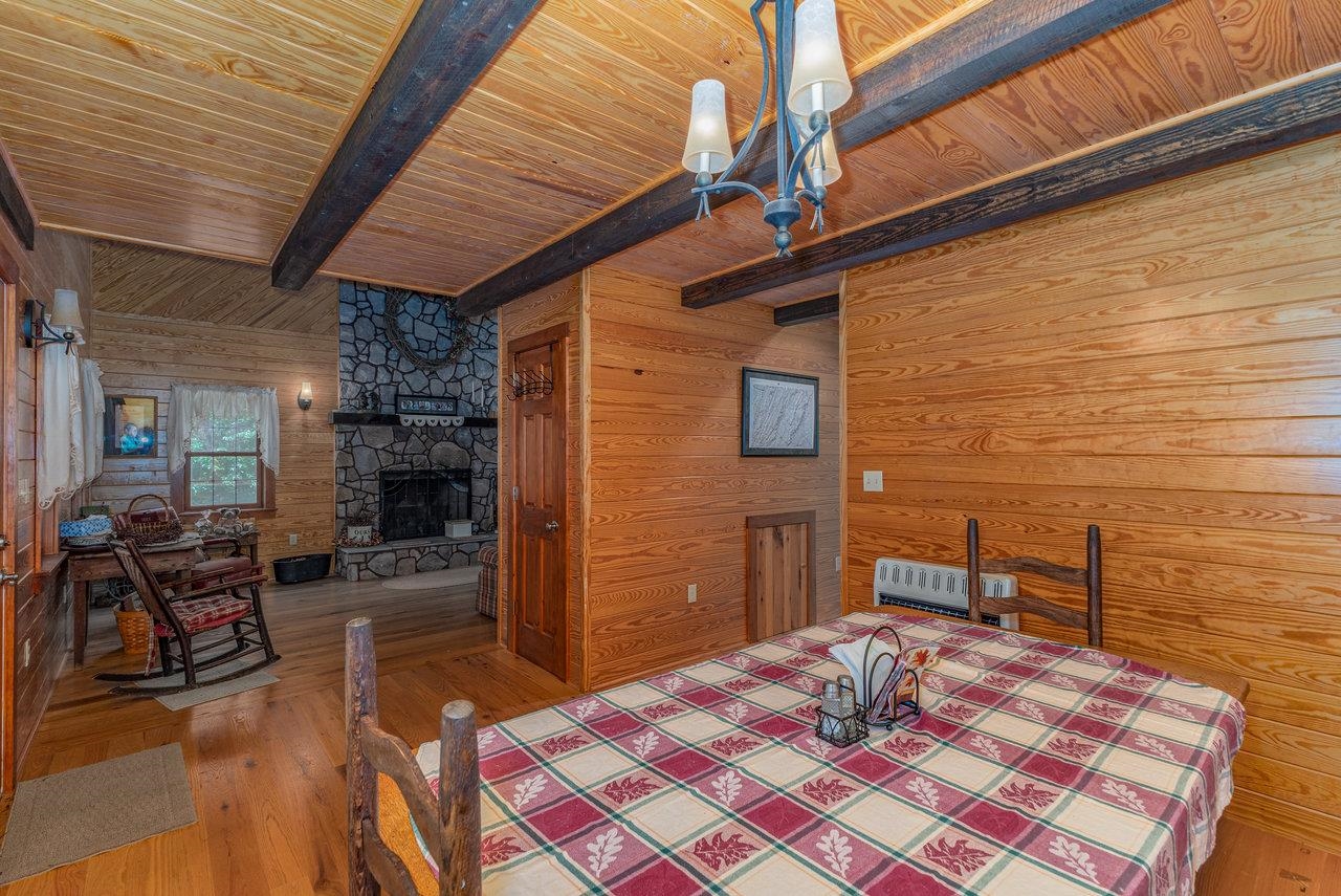 539 Watertower Road Penn Laird, VA 22846 - Photo 9 of 53 Gallery Image 9