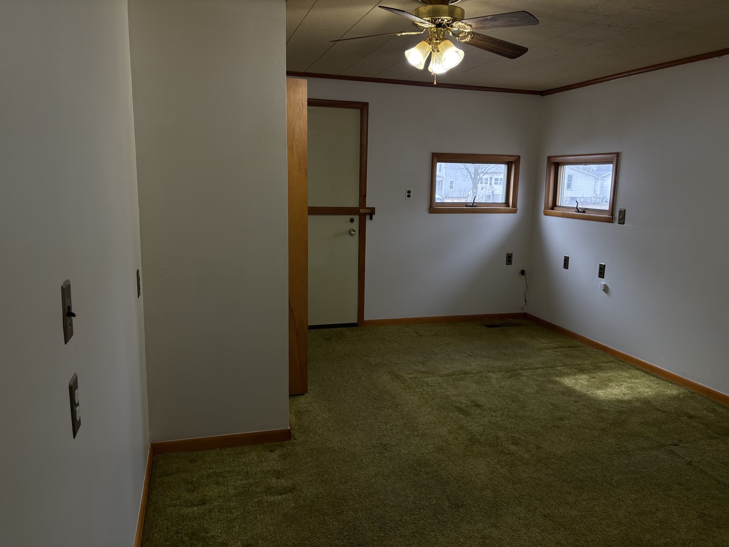 1022 1st Avenue Rochelle, IL 61068 - Photo 14 of 31 a view of empty room with window