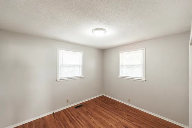 $295,000 | 258 Old Shackle Island Road, Hendersonville, TN 37075