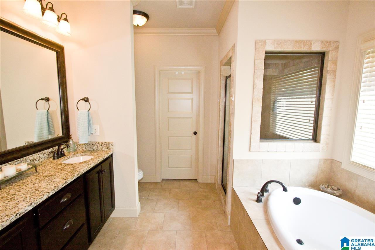 201 Dunrobin Cove Pelham, AL 35124 - Photo 17 of 27