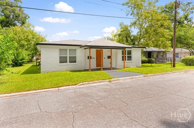 $1,380 | 2120 Krenson Street, Unit B, Savannah, GA 31415