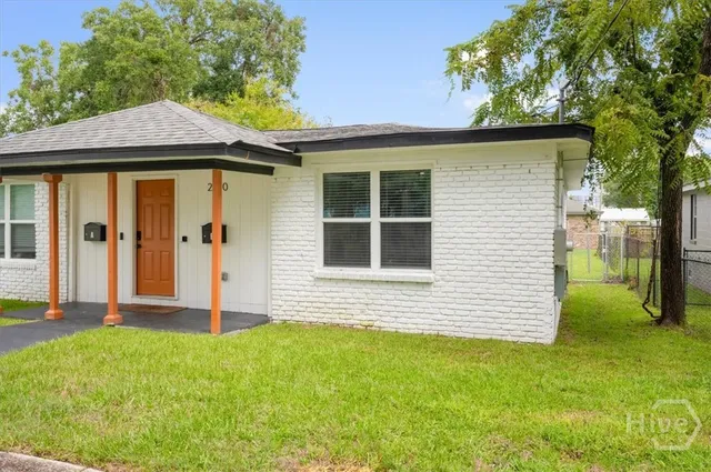 $1,380 | 2120 Krenson Street, Unit B, Savannah, GA 31415