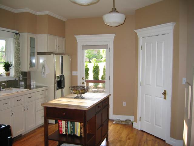 608 South Lakeside Road Liberty Lake, WA 99019 - Photo 3 of 9 Gallery Image 3