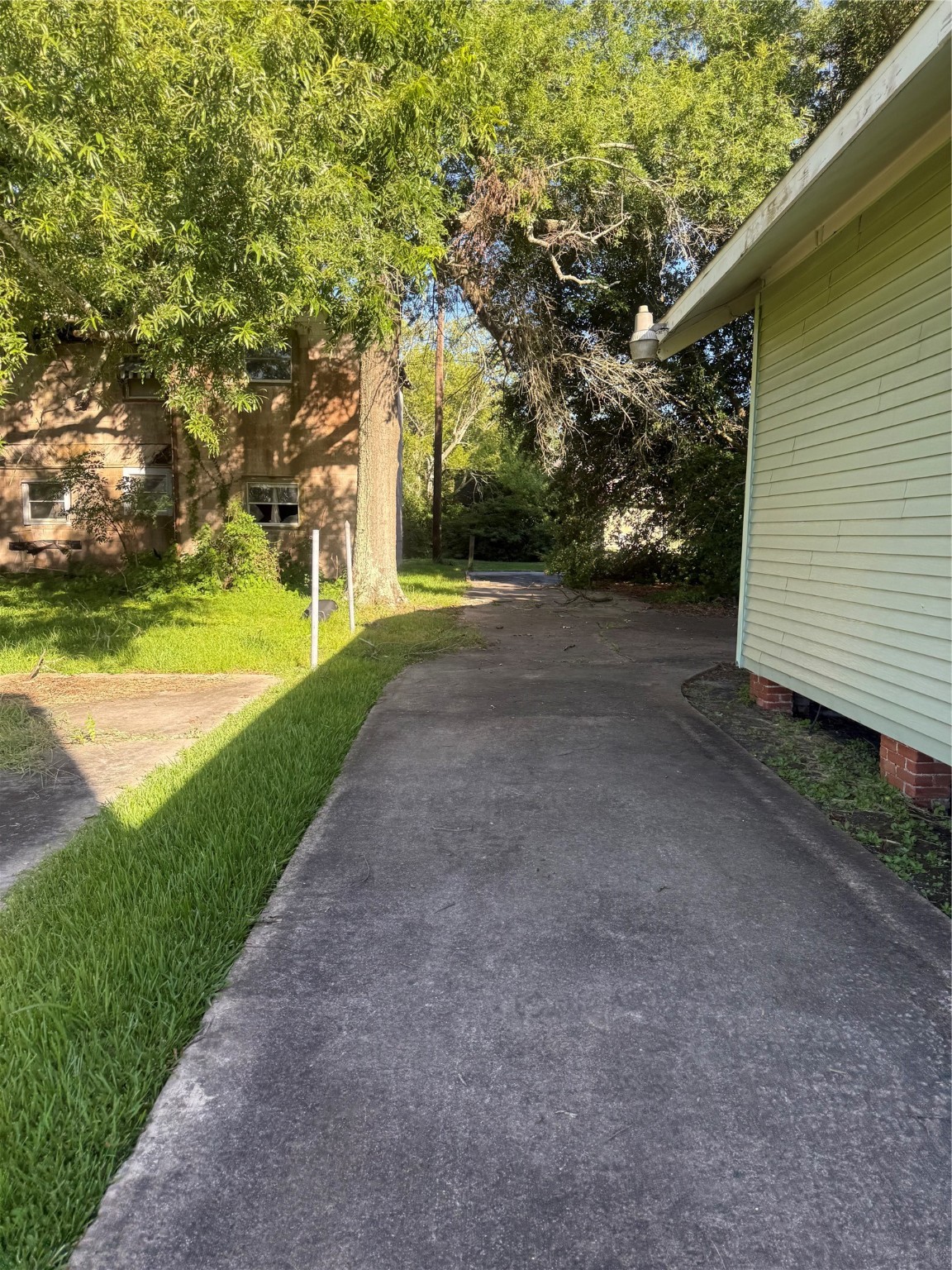 2310 Procter Street Port Arthur, TX 77640 - Photo 3 of 8