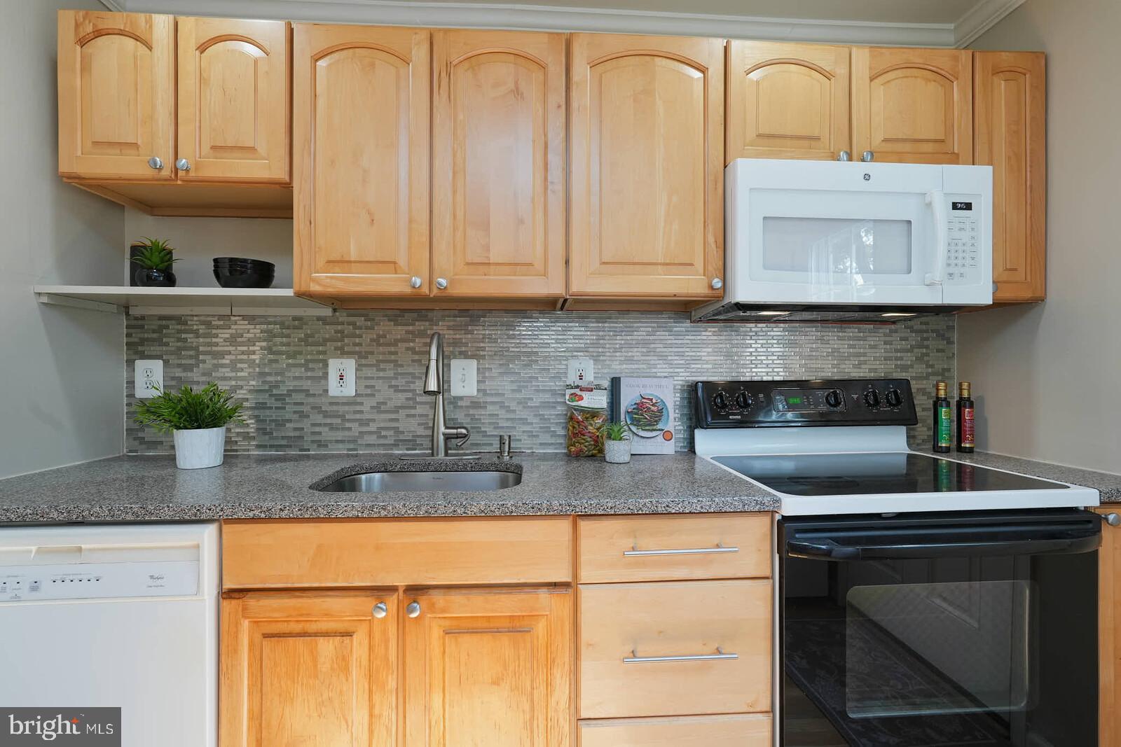 3909 Adams Drive Silver Spring, MD 20902 - Photo 9 of 49 Glass tile backsplash