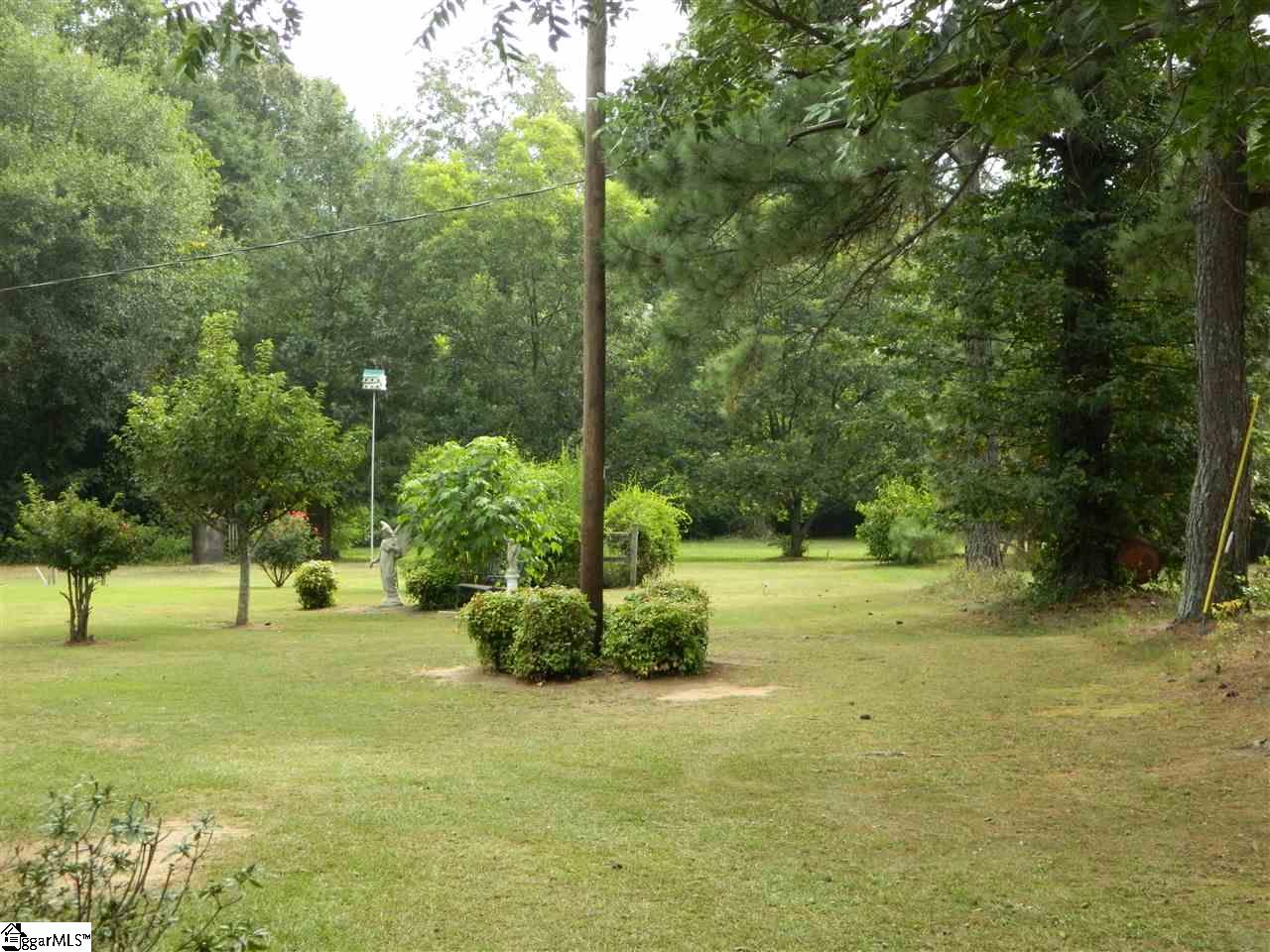 206 Whitten Road Pelzer, SC 29669 - Photo 12 of 20