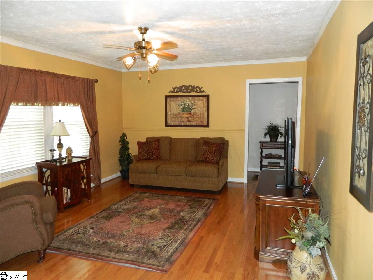 206 Whitten Road Pelzer, SC 29669 - Photo 4 of 20