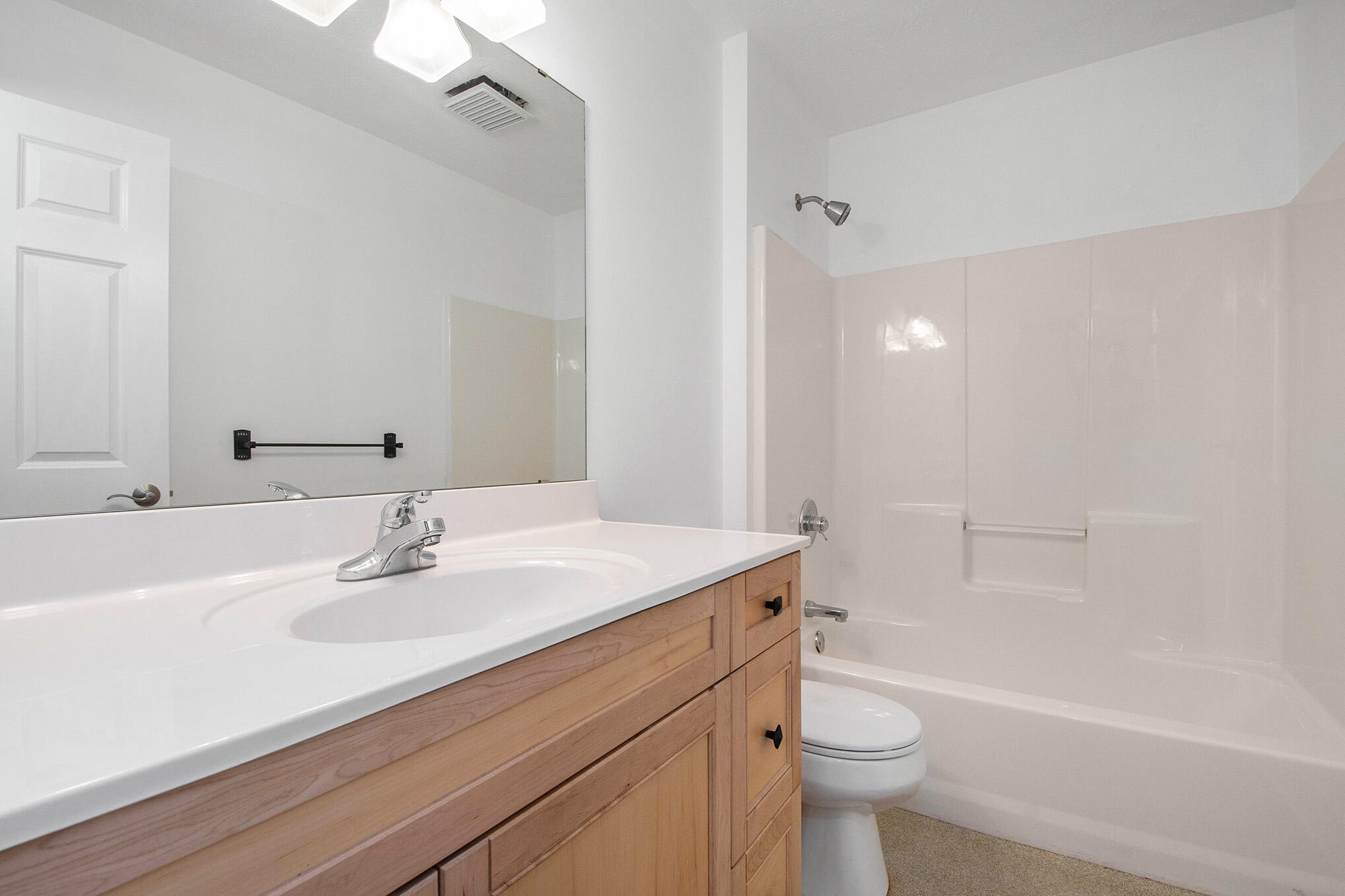916 Bowes Road Lowell, MI 49331 - Photo 16 of 19 DSC_4187
