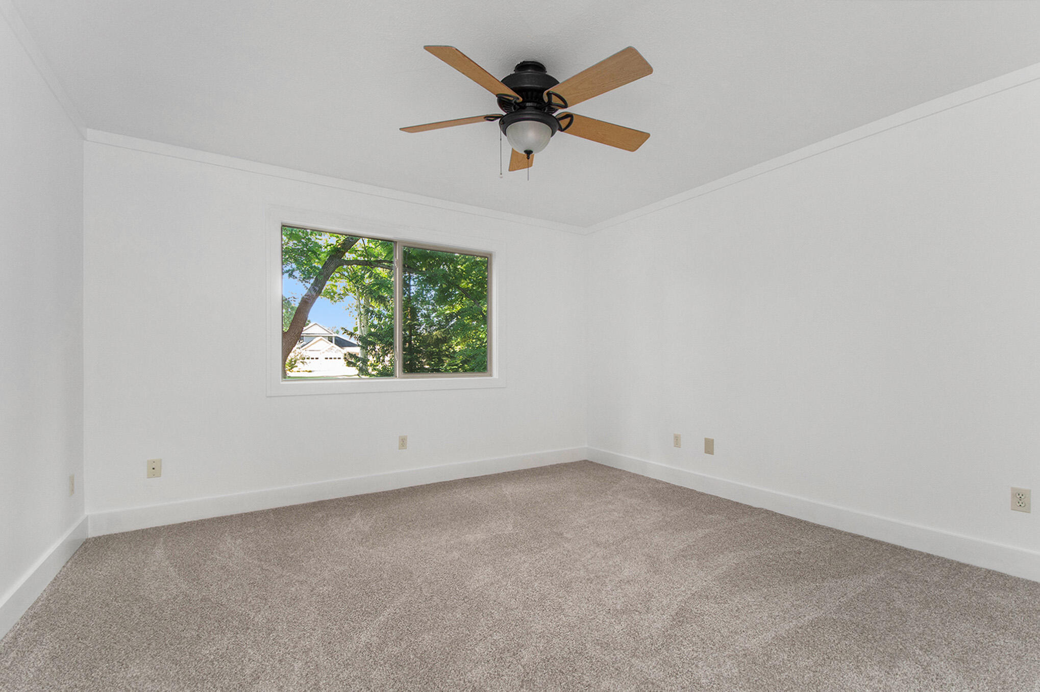 916 Bowes Road Lowell, MI 49331 - Photo 10 of 19 DSC_4195