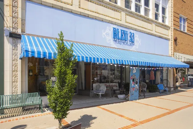 $479,990 | 1556 Oak Springs Drive, Columbia, TN 38401