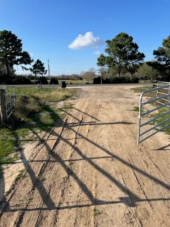 $3,900,000 | 11401 FM 1994 Road, Guy, TX 77444