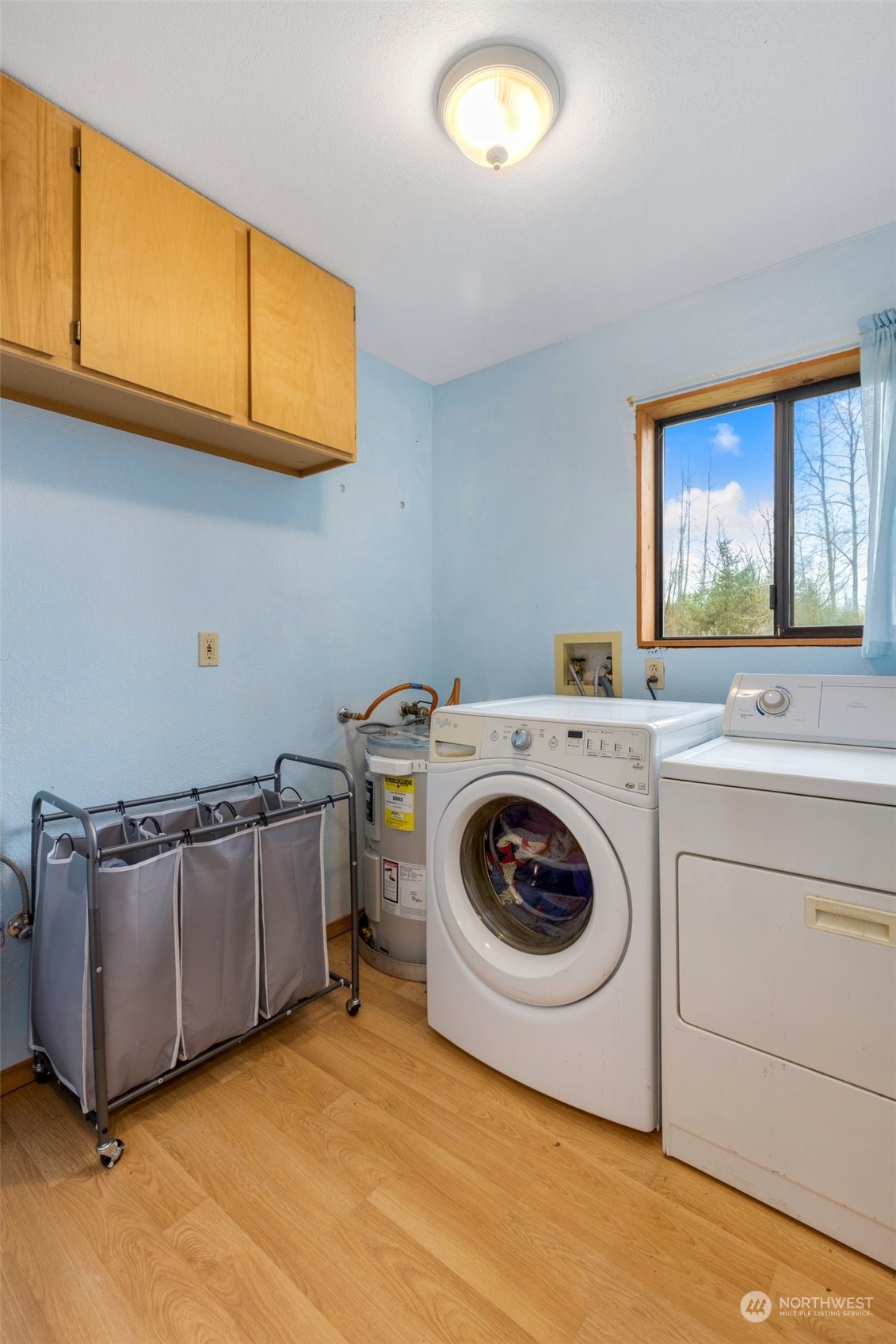 20615 Brown Road Monroe, WA 98272 - Photo 28 of 36 a utility room with dryer and washer