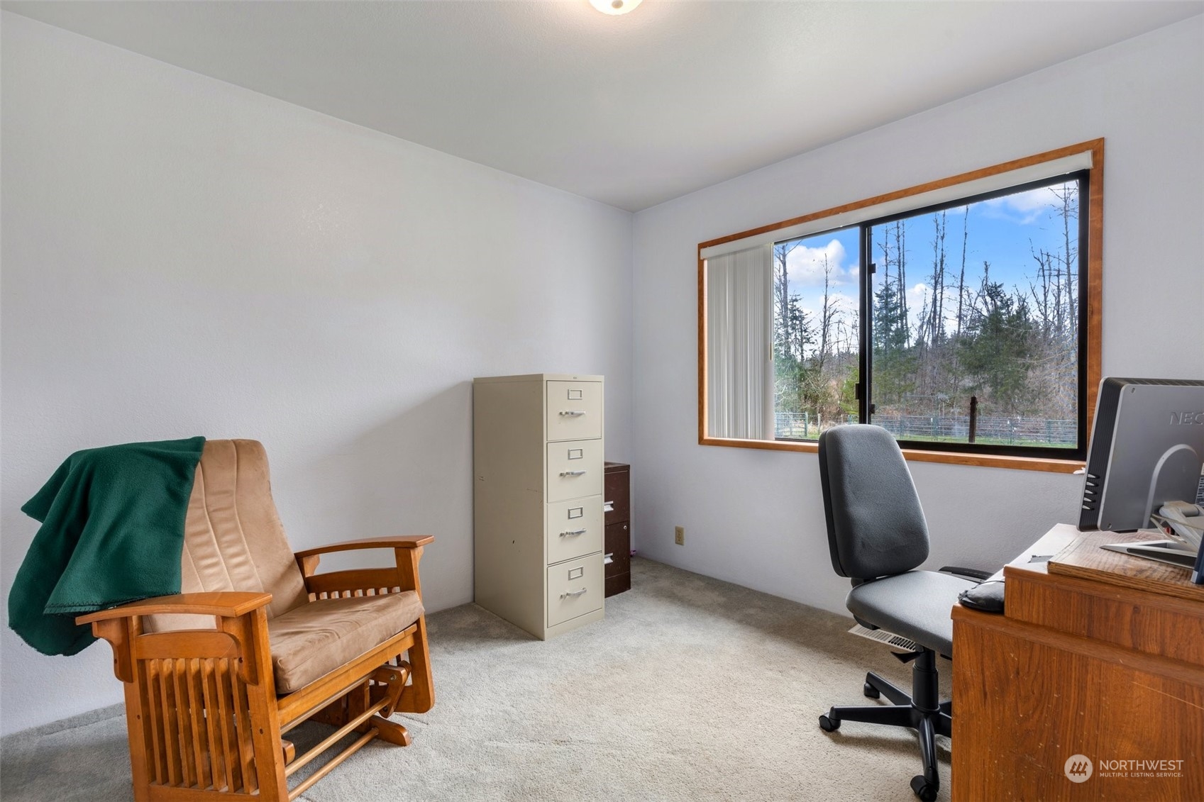 20615 Brown Road Monroe, WA 98272 - Photo 30 of 36 a room with furniture and a window