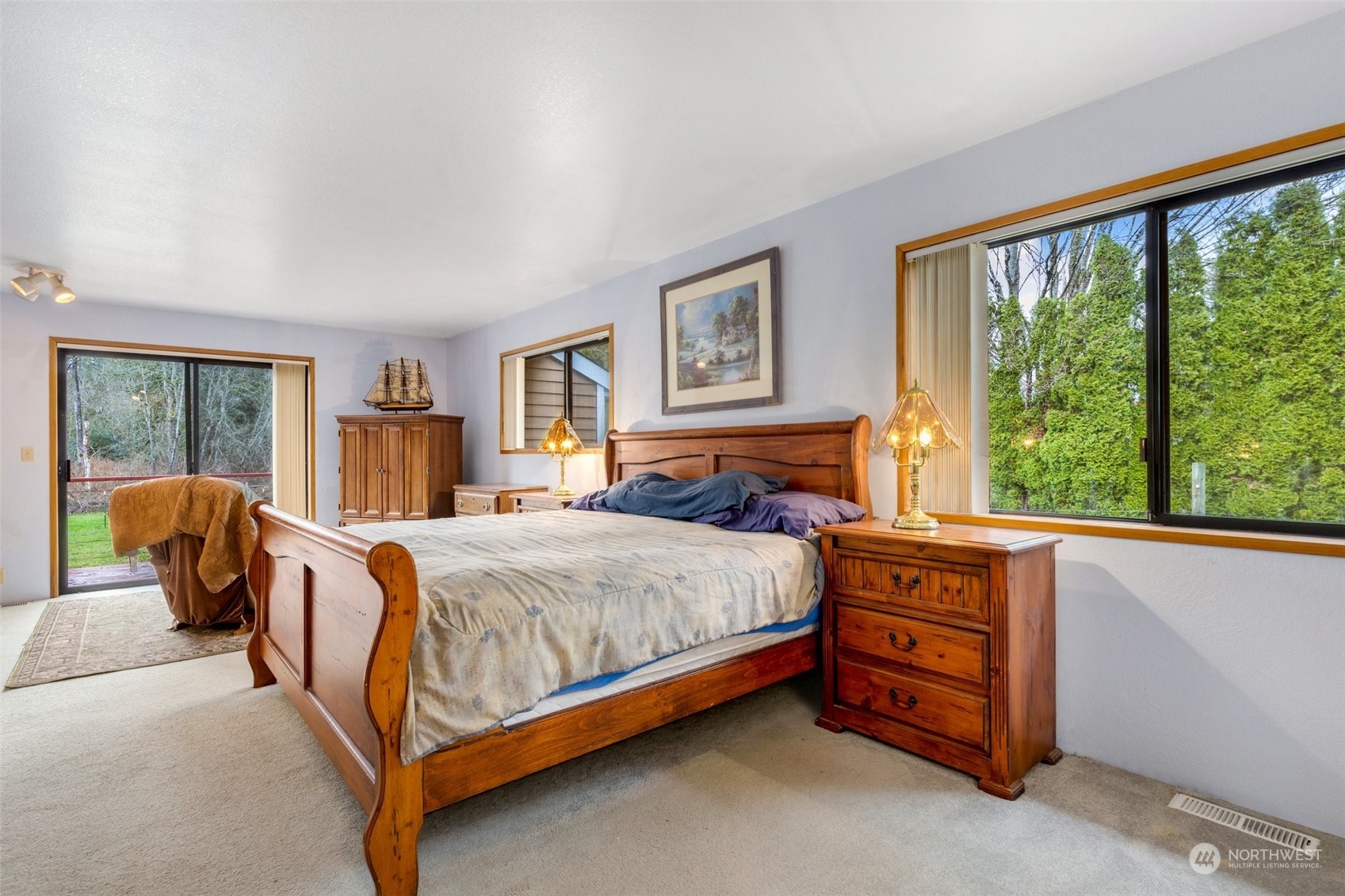 20615 Brown Road Monroe, WA 98272 - Photo 33 of 36 a bed sitting in a bedroom next to a window