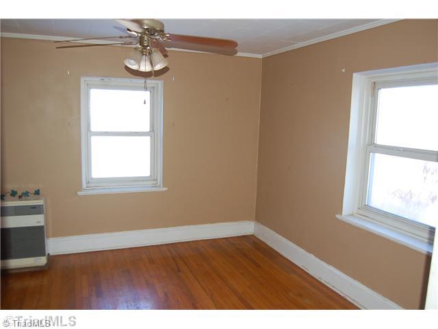 1335 Hoots Road Ronda, NC 28670 - Photo 8 of 10 Dining Room.