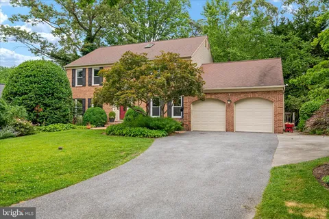 $925,000 | 8391 Vineland Court, Millersville, MD 21108