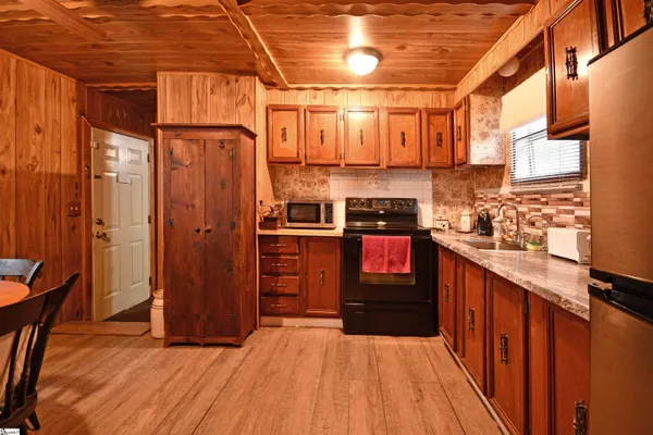 $100,000 | 141 Lone Eagle Way, Iva, SC 29655