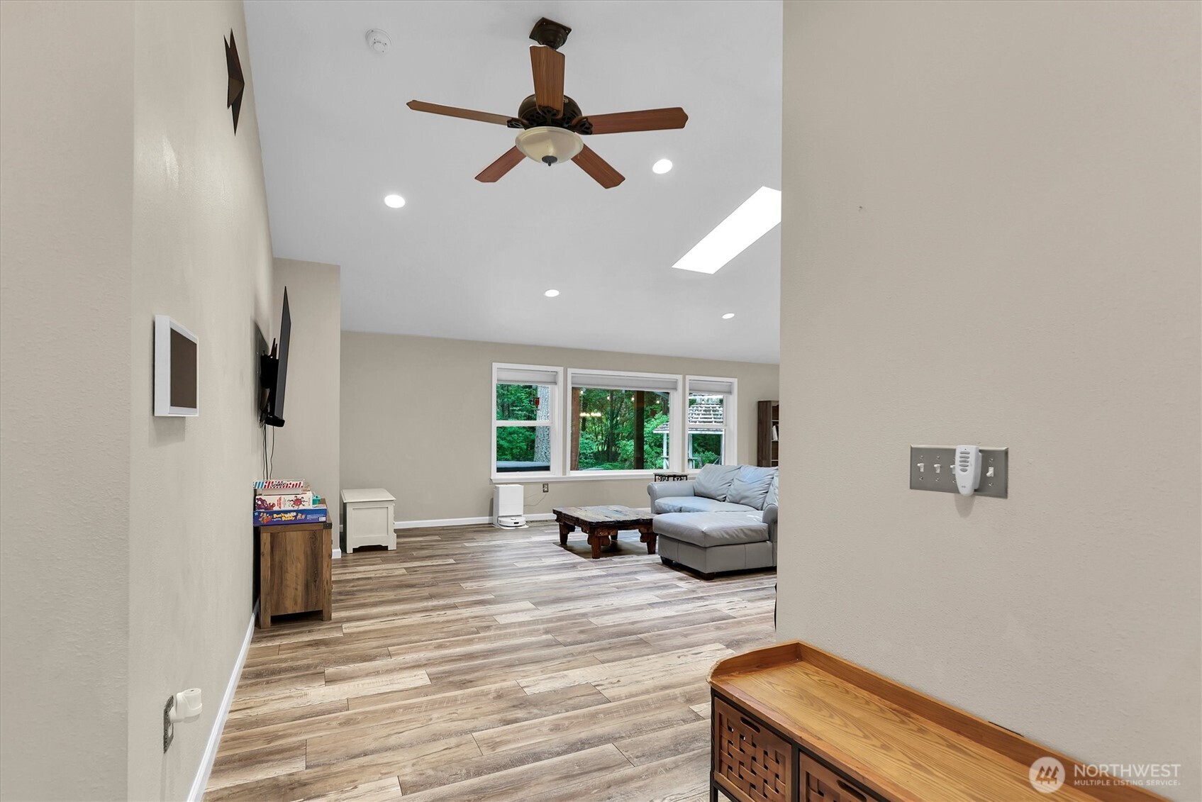 19214 Patterson Road East Orting, WA 98360 - Photo 4 of 40