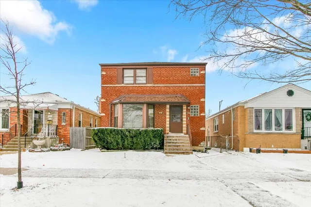 $449,000 | 6226 North Springfield Avenue, Chicago, IL 60659