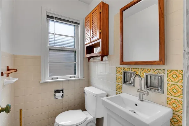 $449,000 | 6226 North Springfield Avenue, Chicago, IL 60659