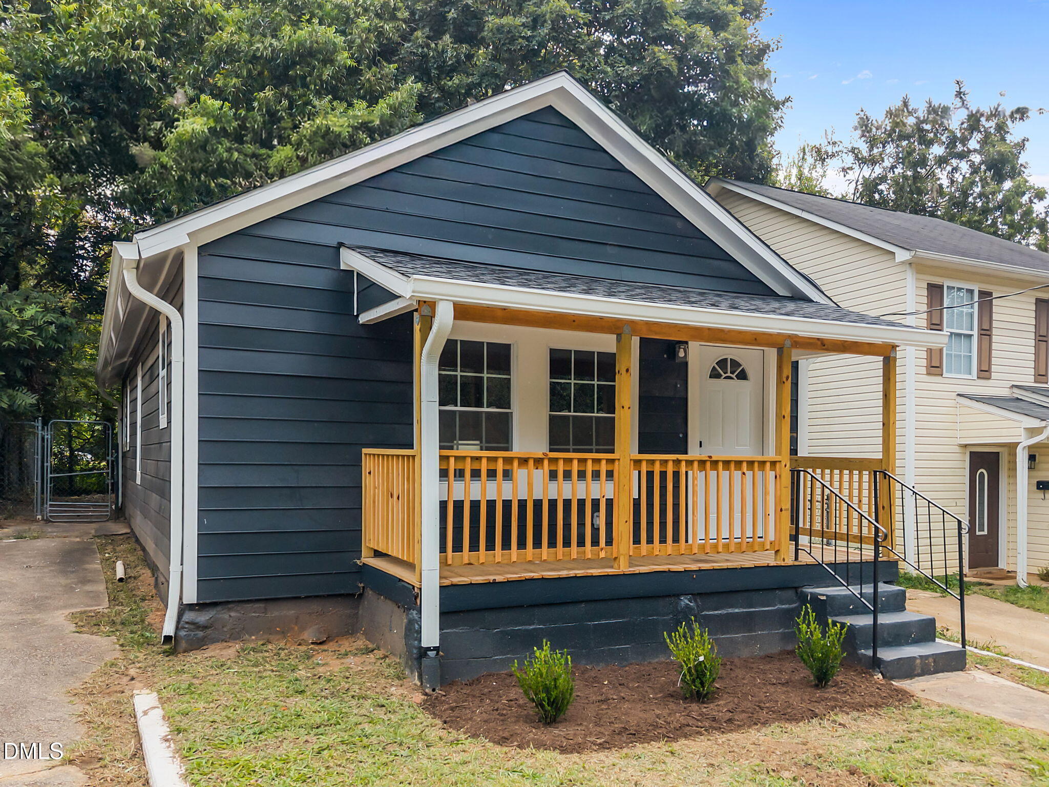1213 South Bloodworth Street Raleigh, NC 27601 - Photo 2 of 33 3-web-or-mls-DJI_20250917095258_0912_D
