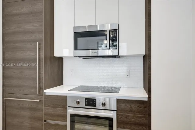 $3,600 | 301 Altara Avenue, Unit LPH903, Coral Gables, FL 33146