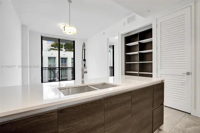 $3,600 | 301 Altara Avenue, Unit LPH903, Coral Gables, FL 33146