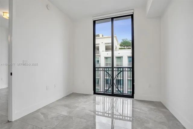 $3,600 | 301 Altara Avenue, Unit LPH903, Coral Gables, FL 33146