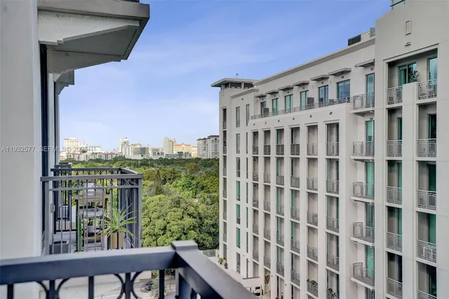 $3,600 | 301 Altara Avenue, Unit LPH903, Coral Gables, FL 33146