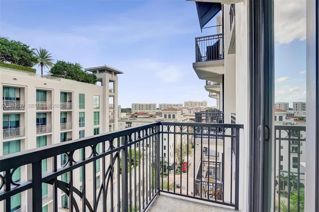 $3,600 | 301 Altara Avenue, Unit LPH903, Coral Gables, FL 33146