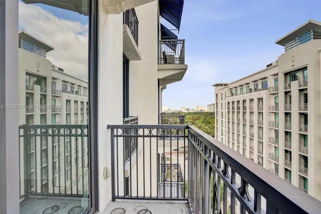 $3,600 | 301 Altara Avenue, Unit LPH903, Coral Gables, FL 33146