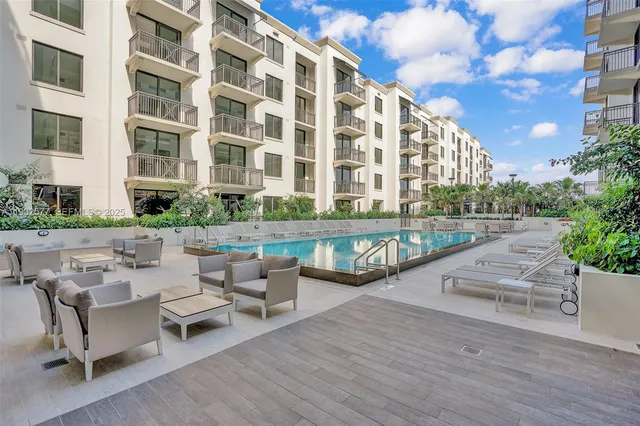 $3,600 | 301 Altara Avenue, Unit LPH903, Coral Gables, FL 33146