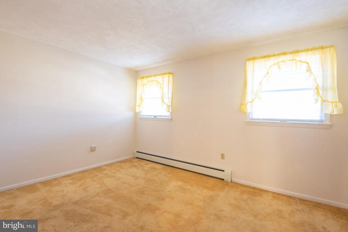148 Ridgefield Drive York, PA 17403 - Photo 23 of 48 Bedroom 1