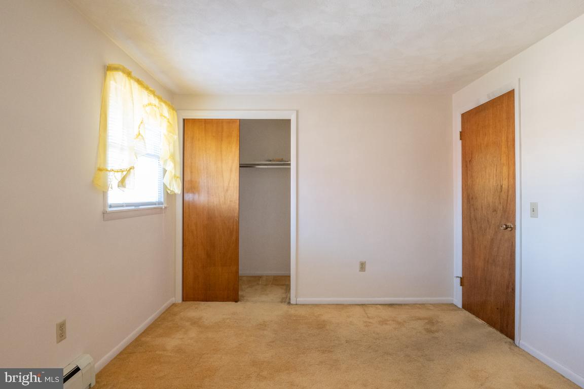 148 Ridgefield Drive York, PA 17403 - Photo 24 of 48 Bedroom 1