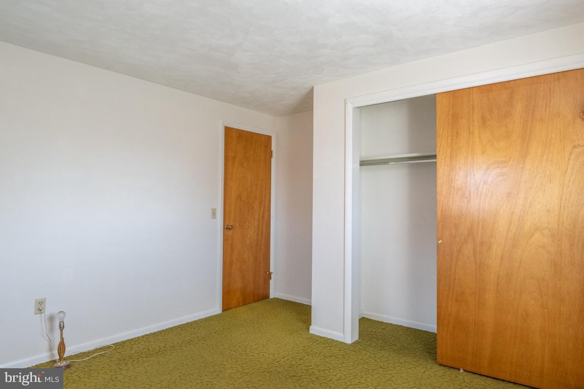 148 Ridgefield Drive York, PA 17403 - Photo 27 of 48 Bedroom 2