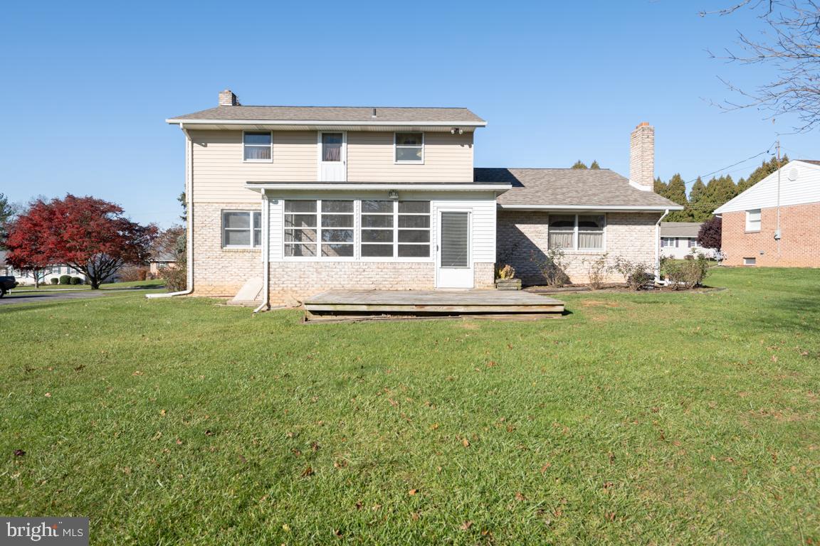 148 Ridgefield Drive York, PA 17403 - Photo 44 of 48 Rear
