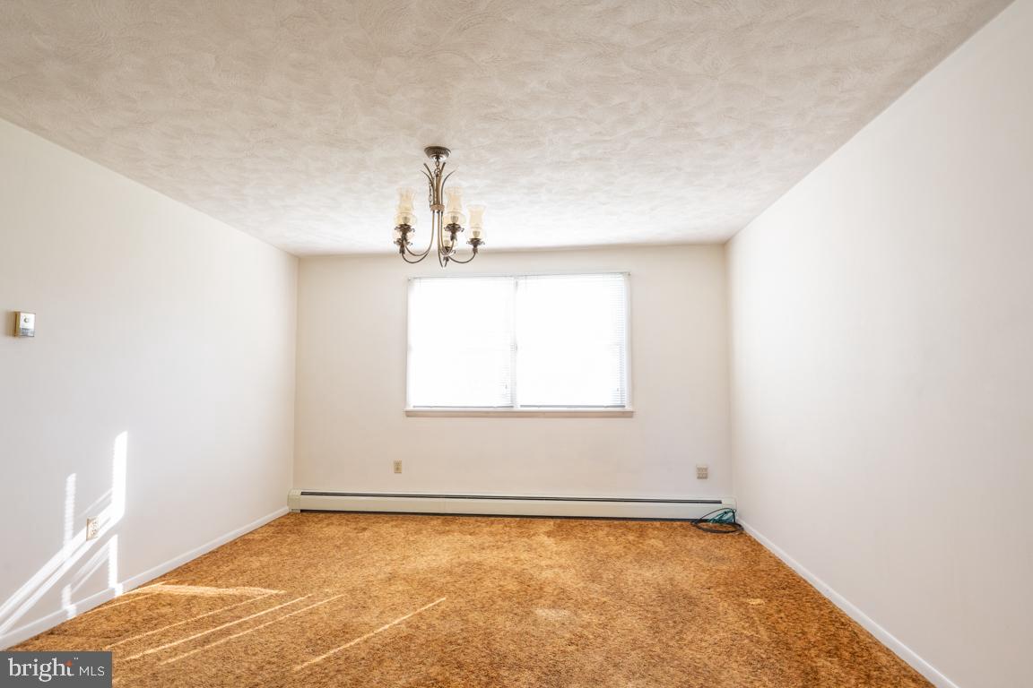 148 Ridgefield Drive York, PA 17403 - Photo 7 of 48 Dining Room