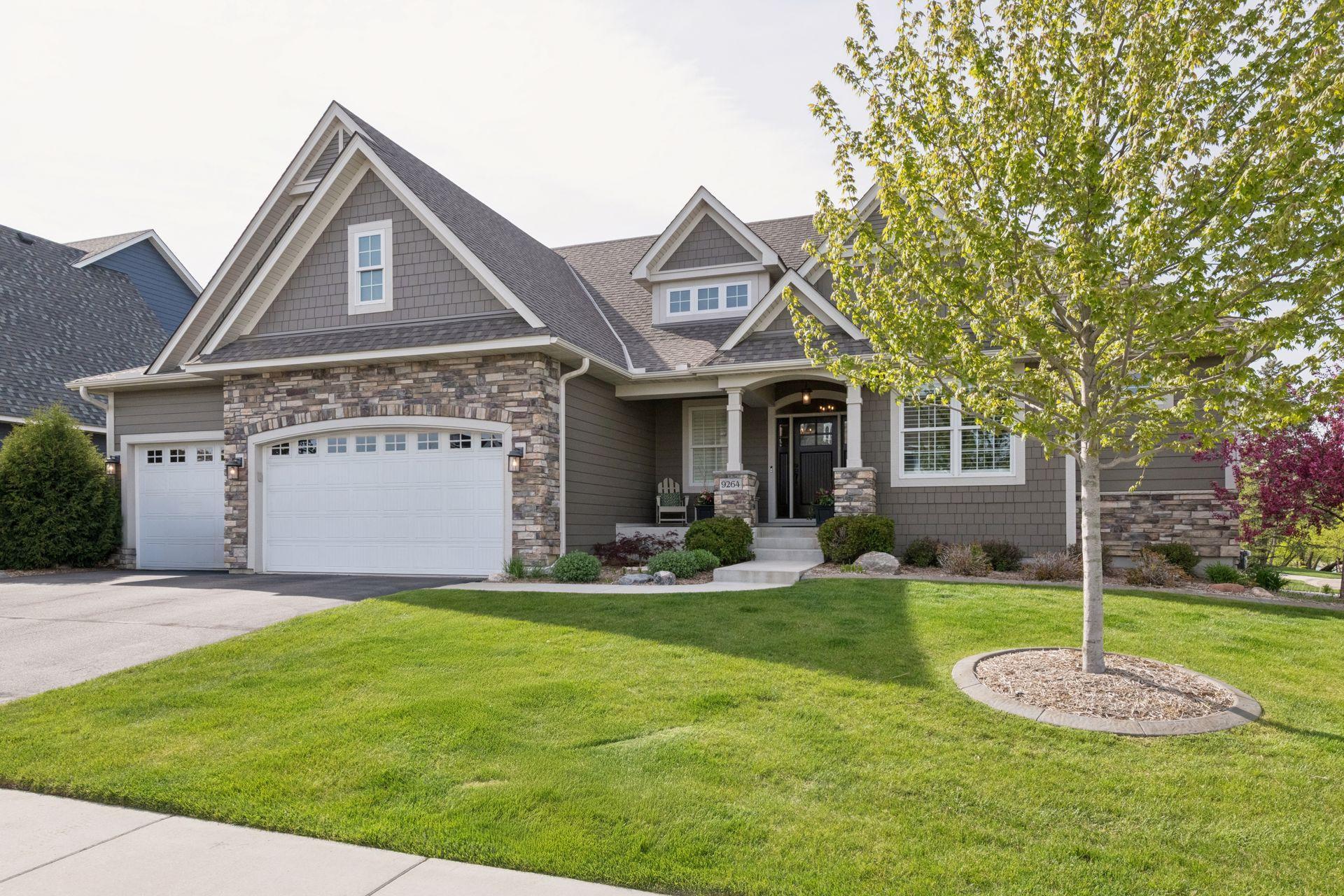 9264 Hawkcrest Circle Chanhassen, MN 55317 - Photo 2 of 45