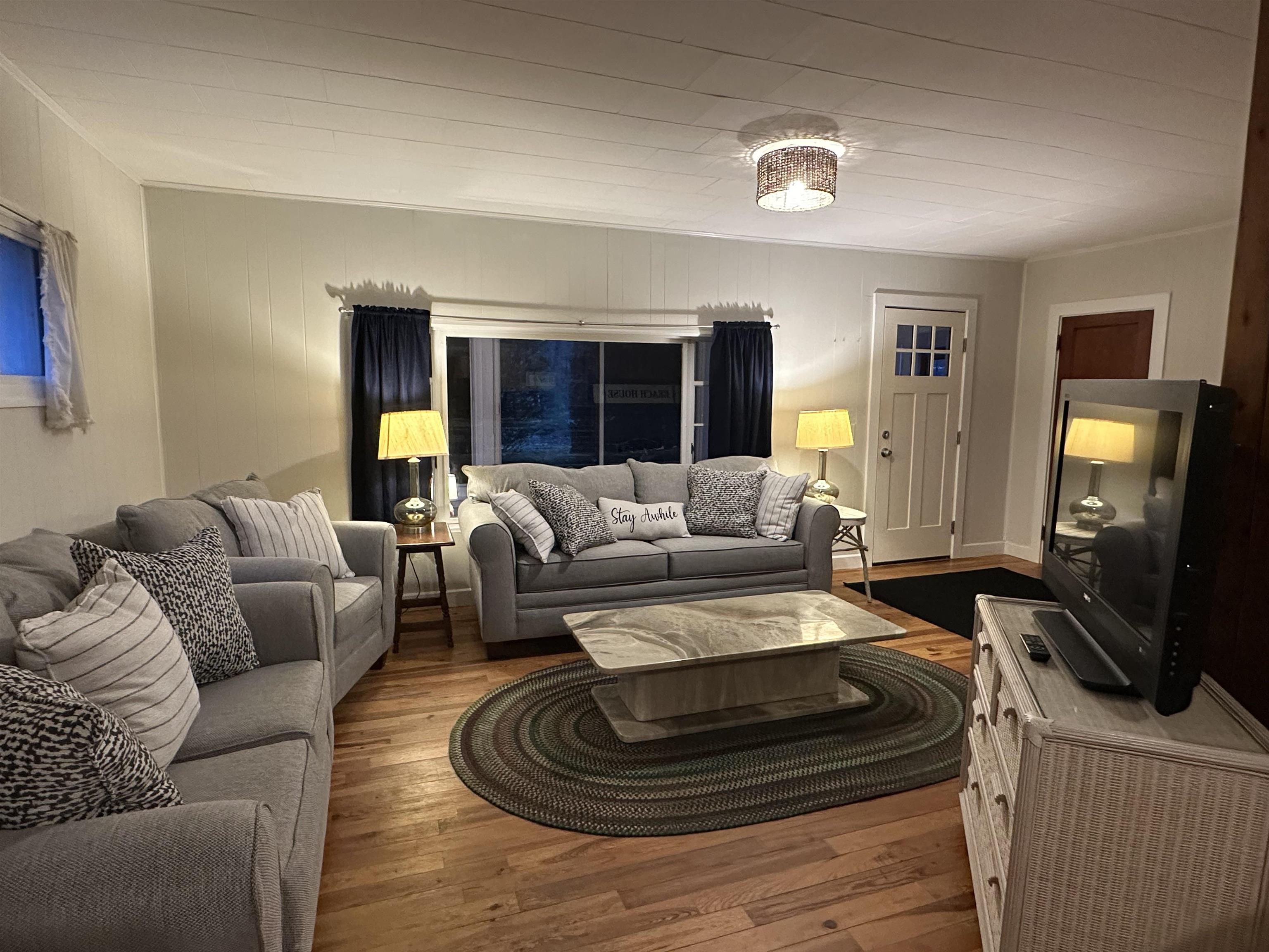 67 Cable Road Rye, NH 03870 - Photo 2 of 19