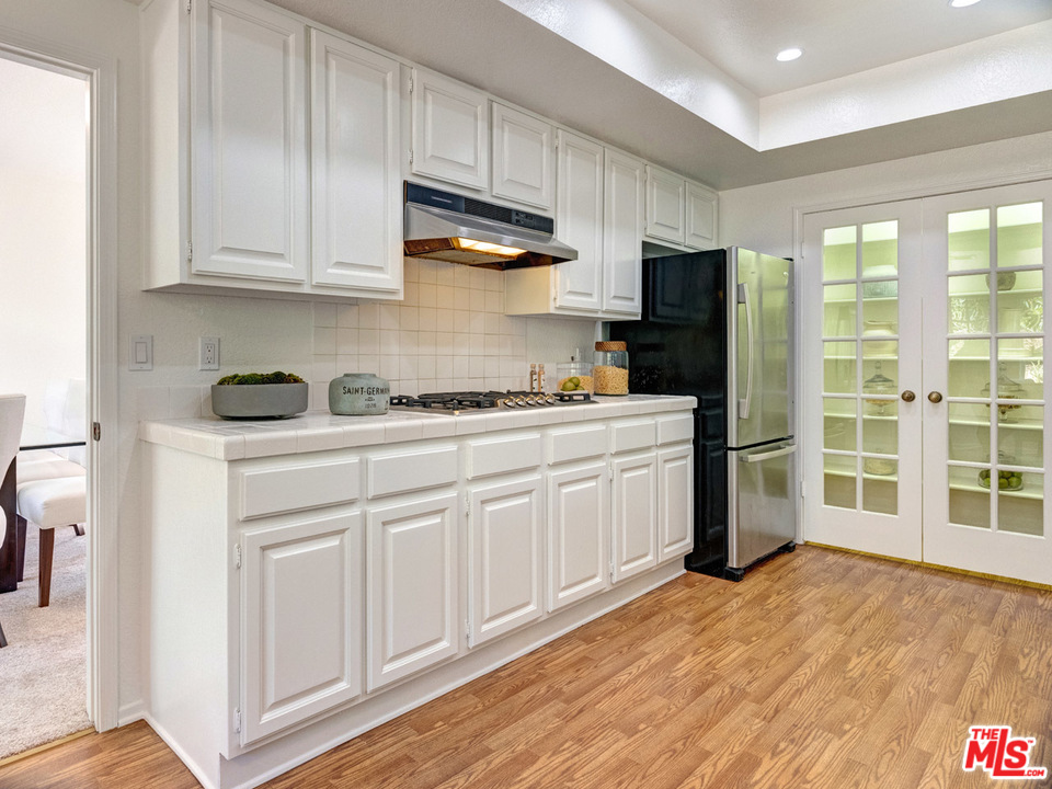 7611 West 83rd Street Playa del Rey, CA 90293 - Photo 15 of 26 Gallery Image 15