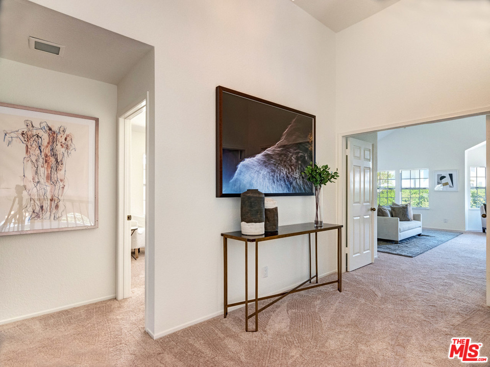 7611 West 83rd Street Playa del Rey, CA 90293 - Photo 16 of 26 Gallery Image 16